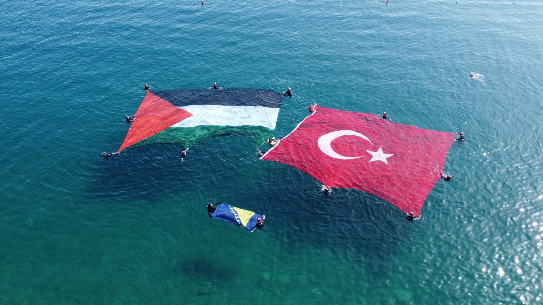 Rescue Teams In Antalya Display Turkish Palestinian Flags At Sea