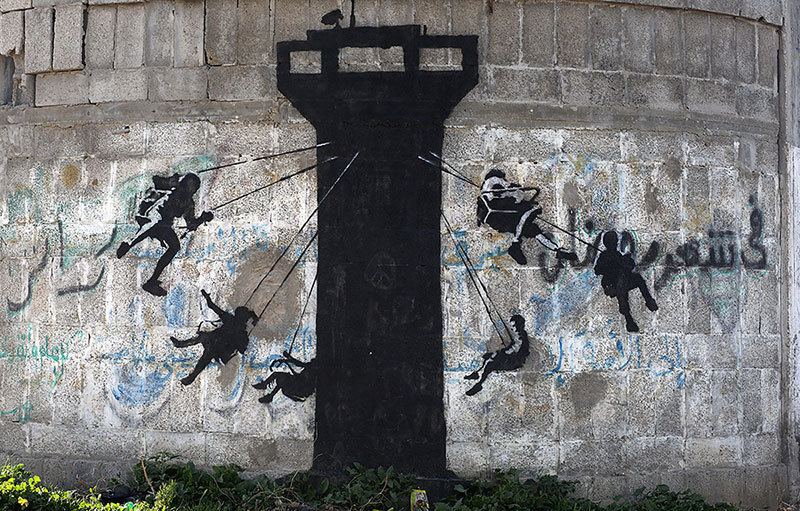 Giant Cat in Gaza Strip: Banksy sneaks into Palestinian