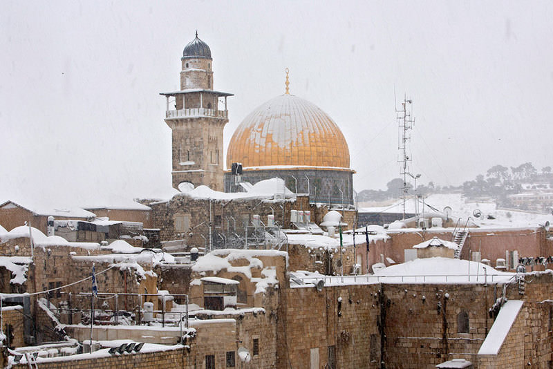 The Dome of the Rock Mosque (Qubbat As-Sakhrah) is seen covered in snow located in the Al-Aqsa compound in old city of Jerusalem  Photo: AP