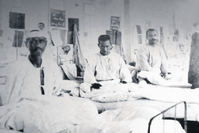 Wounded Ottoman soldiers.