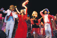 People in Edirne celebrated Kakava, the spring festival, by dancing throughout the night and tying ribbons on wish trees in the morning.