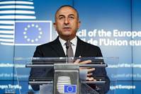 Turkish Foreign Minister Mevlut Cavusoglu attends a joint news conference after a EU-Turkey association council meeting at the European Council Headquarters in Brussels, 18 May 2015 (EPA Photo)