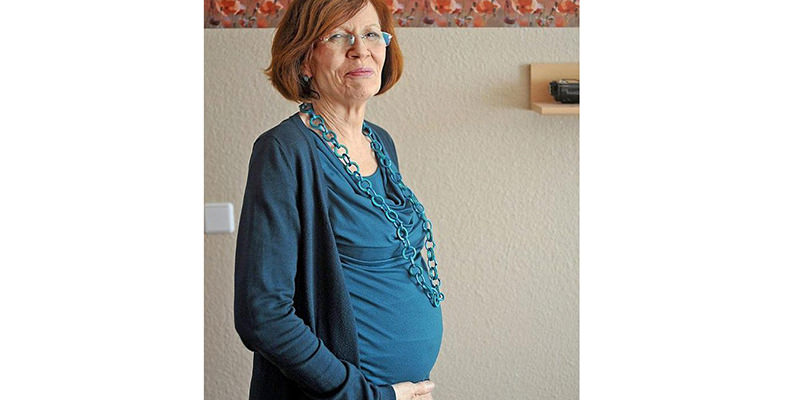 Primary school teacher Annegret Raunigk from Berlin, becoming the oldest mother of four in a single birth in the world (RTL Photo)
