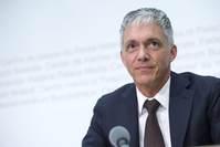 Switzerlandu2019s attorney general Michael Lauber speaks at a press conference in Bern, Switzerland, Wednesday, June 17, 2015 (EPA Photo)
