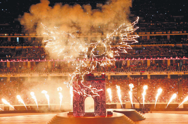 Simurgh, a mythical bird creature in Azerbaijani folklore, is displayed during the closing ceremony of the Baku 2015 European Games.