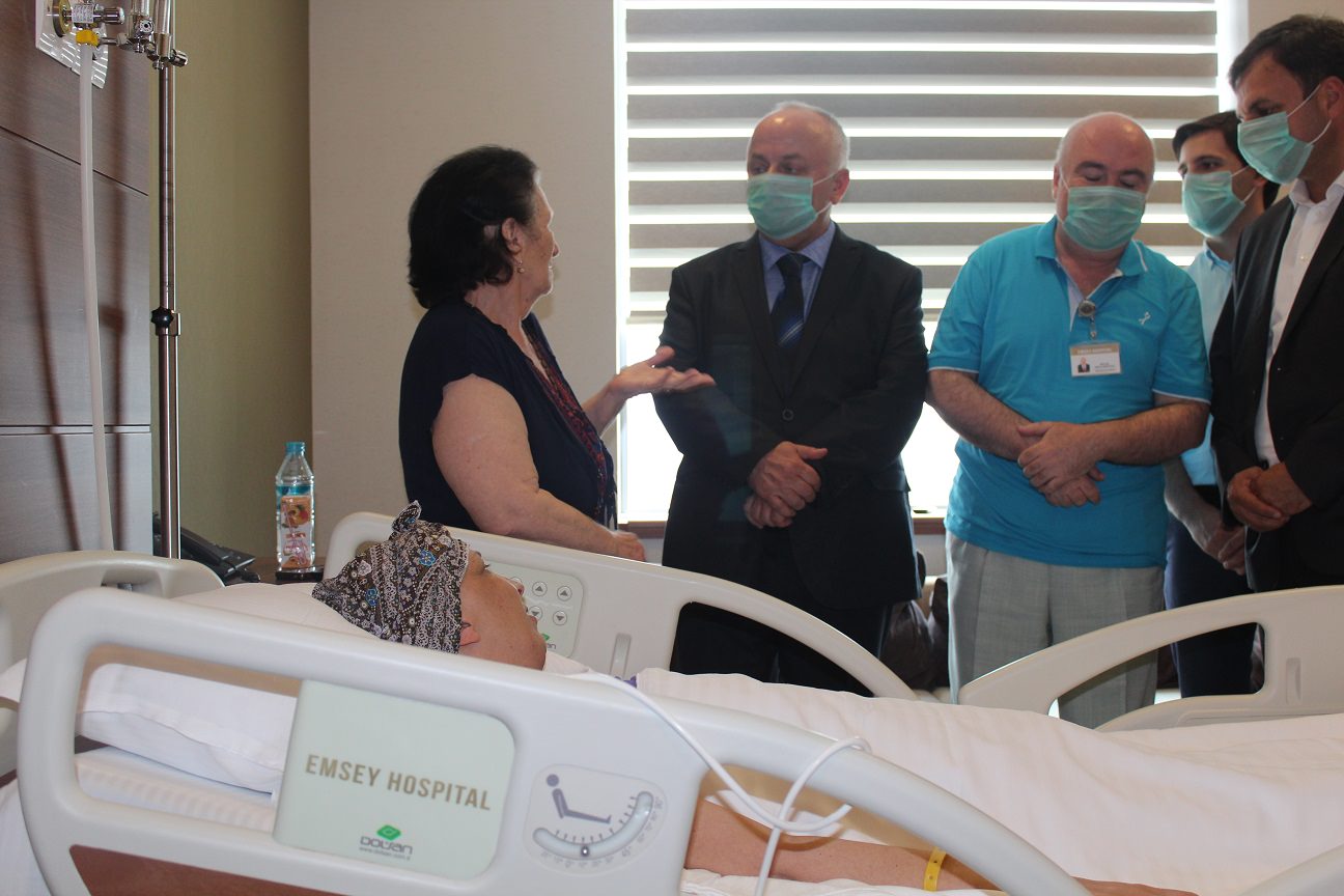 Adjara regions's MPs visit a Georgian patient at Emsey Hospital