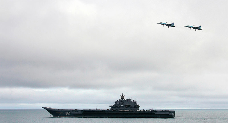  Russian aircraft-carrier during military exercises of the North Fleet in August 2005 in the Barents Sea (AFP Photo)