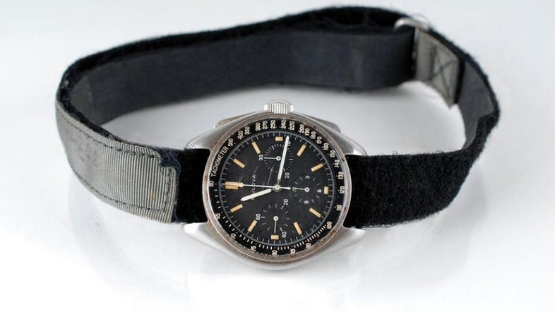 This photo obtained October 23, 2015 courtesy of RR Auction shows Dave Scottu2019s Apollo 15 lunar surface-worn chronograph watch. (AFP Photo)