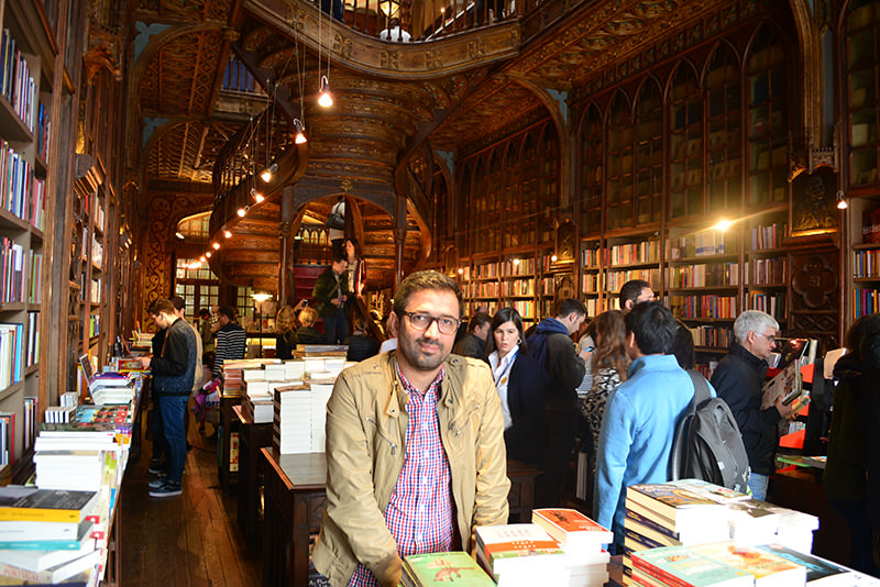 Mehmet Çelik at Lello Bookshop in Porto (Mehmet Çelik/Daily Sabah Photo)