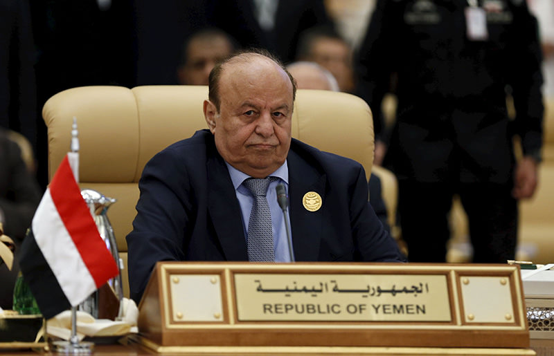 Yemen's President Hadi attends the final session of the South American-Arab Countries summit, in Riyadh Nov 11, 2015 (Reuters photo)