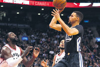 Reigning NBA MVP Stephen Curry scored 15 of his game-high 44 points in the fourth quarter for the Warriors, who are off to a 21-0 start to the season, including 11-0 on the road.