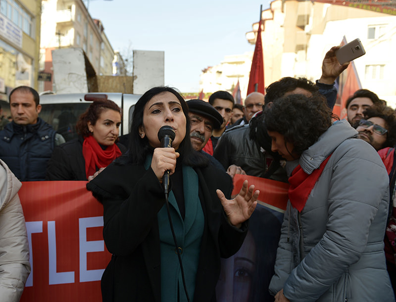 HDP co-chair Figen Yüksekdağ giving a speech during the funeral ceremony. (AA Photo)