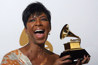 Natalie Cole, the daughter of jazz legend Nat 'King' Cole, has died at age 65, reports said on January 1, 2016. (AP Photo)