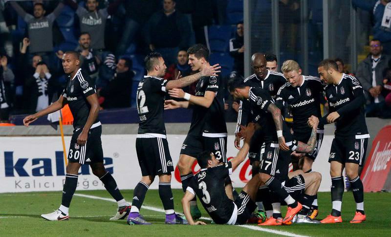 A second-half goal from top scorer Mario Gomez was enough to secure the points over Genu00e7lerbirliu011fi. 