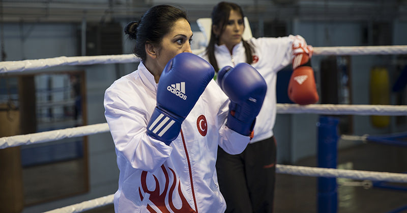 Turkish Boxing Turkish boxing association offers free training for women | Daily Sabah