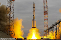 The Proton-M rocket, carrying the ExoMars 2016 spacecraft to Mars, blasts off from the launchpad at the Baikonur cosmodrome, Kazakhstan, March 14, 2016 (Reuters Photo)