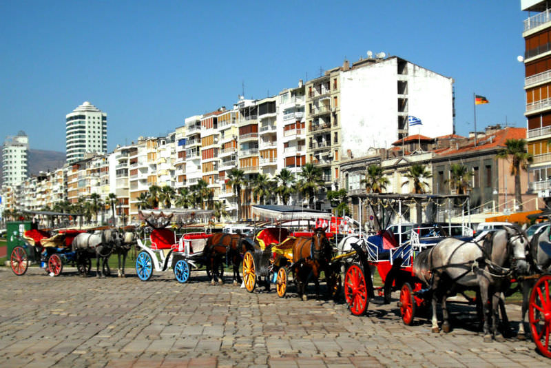 All about Alsancak A backpacker�s paradise Daily Sabah All about Alsancak A backpacker�s paradise Daily Sabah
