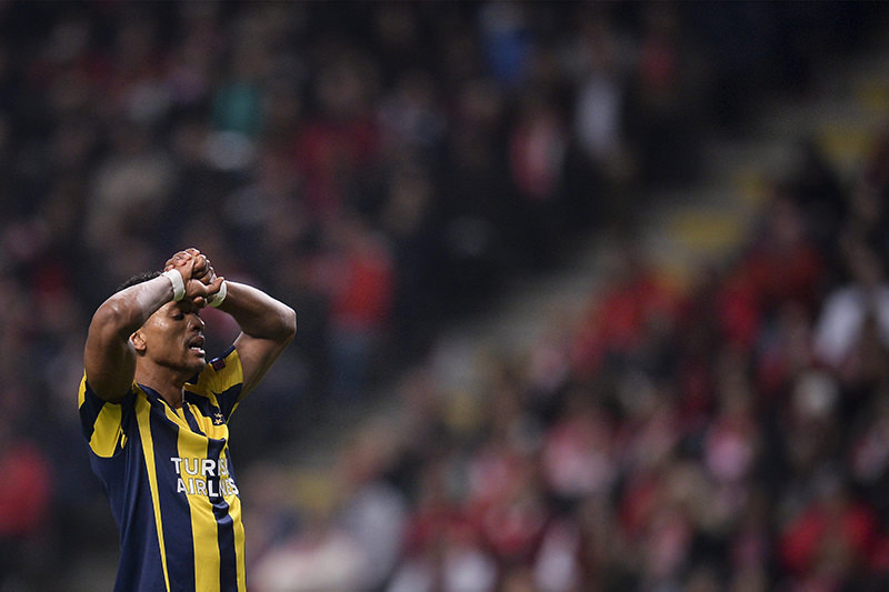 Fenerbahce's player Nani reacts during the UEFA Europa League second leg soccer match between Braga and Fenerbahce. (EPA Photo) 
