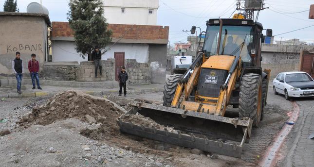 Hdp Dbp Mayors Helping Pkk To Be Dismissed After New Reform Package Daily Sabah