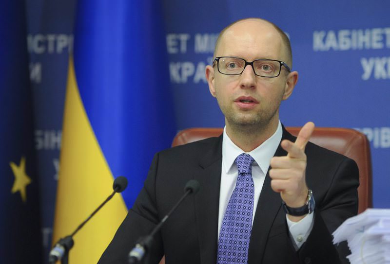 Ukrainian Prime Minister Yatsenyuk said yesterday he intended to introduce a ban on oil product imports from petro-giant Russia as part of Kiev's festering trade war with Moscow.