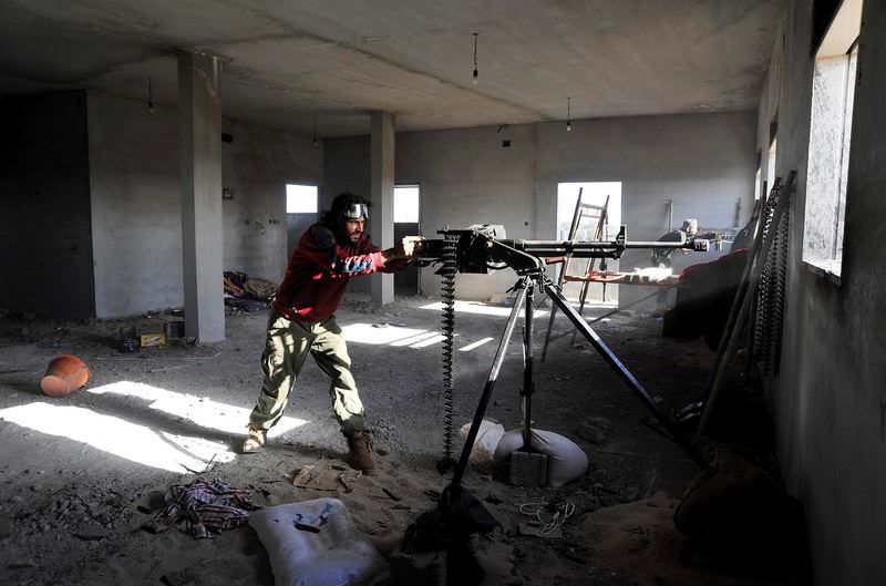 A Libyan local militia fights against DAESH in Sirte.
