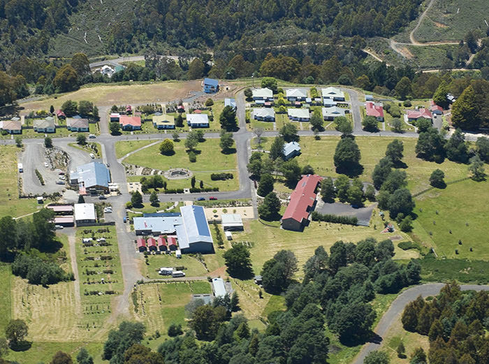 This undated handout photo from real estate company, Knight Frank Tasmania and recieved on April 14, 2016 shows an arial view of Tarraleah village in Tasmania (AFP Photo)