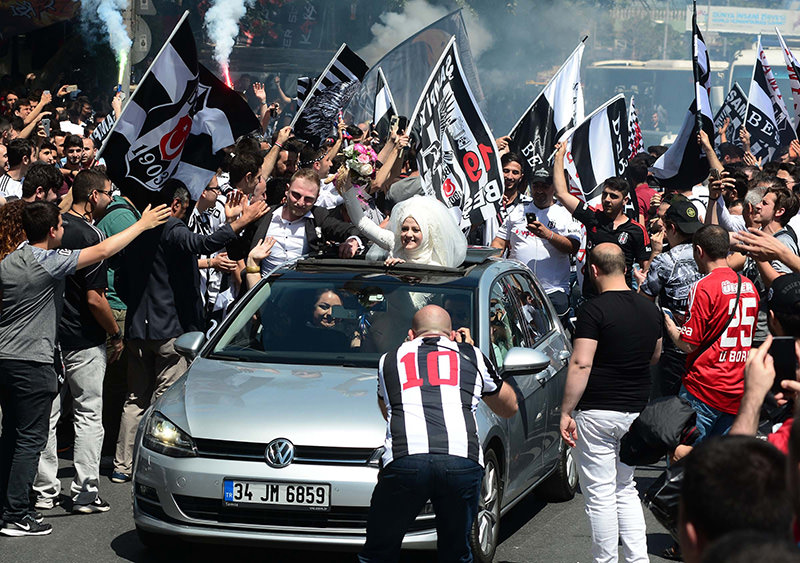 Besiktas Striped Official Flag