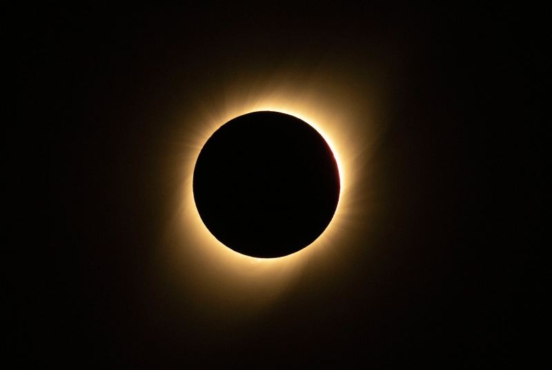 Rare total solar eclipse mesmerizes skywatchers in South America ...