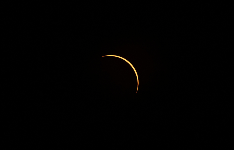 Rare total solar eclipse mesmerizes skywatchers in South America ...