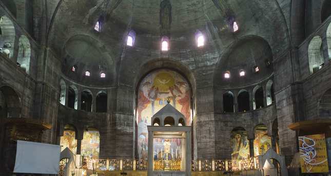 كنيسة آيا صوفيا الفرنسية تنتظر زوارها‏ الأتراك