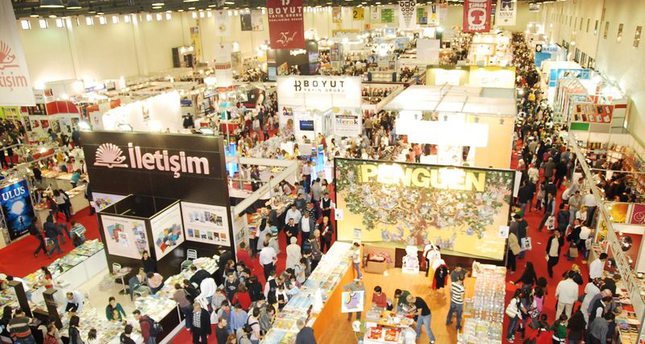 معرض الكتب الدولي في اسطنبول يستقطب دور نشر عربية وعالمية