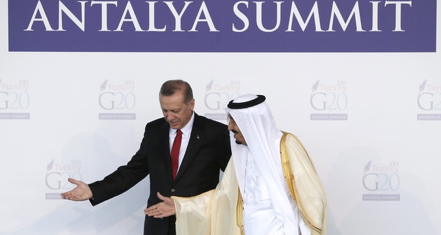 أردوغان والملك سلمان يتبادلان السلام عبر تويتر قبيل قمة العشرين