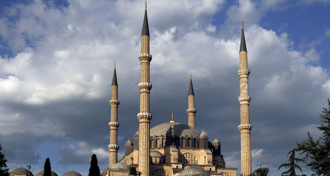 تركيا.. ترميم مسجد السليمية في أدرنة