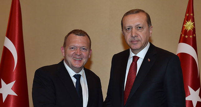 على هامش قمة الأمن النووي، أردوغان يلتقي رئيسي وزراء الدنمارك والجزائر