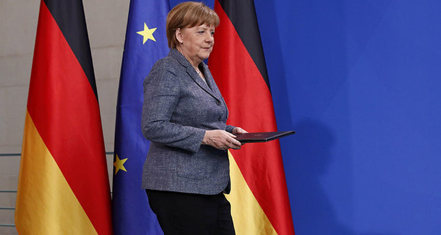 ألمانيا توافق على التحقيق مع كوميدي ألماني استهزأ بأردوغان في برنامجه