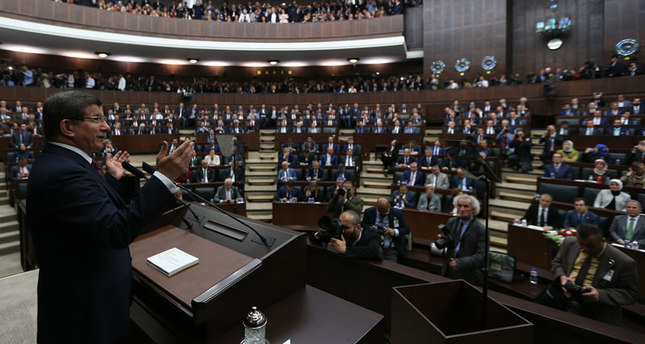 Davutoğlu: „Auflösungsarbeiten der Parallel-Struktur wird andauern“