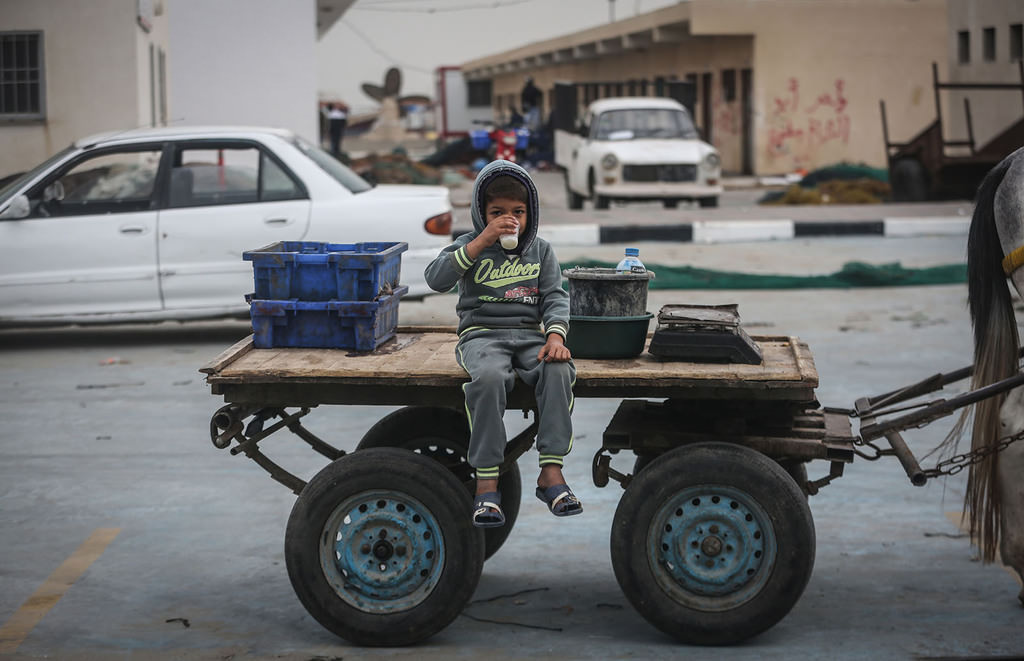 The children still hope to return to school one day. (AA Photo)