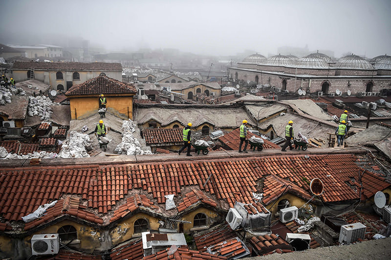 Roof of Istanbul's iconic Grand Bazaar undergoes renovation Daily Sabah