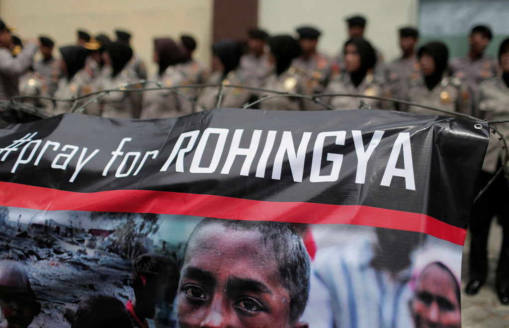 Thousands protests violence against Rohingya in Asian capitals