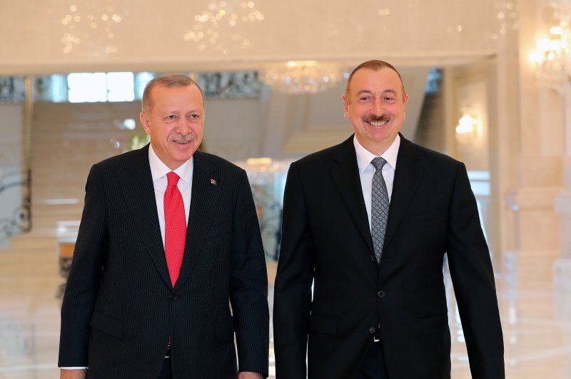 President Recep Tayyip Erdoğan (L) meets Azerbaijan's President İlham Aliyev in Baku, Oct. 14, 2019. (AA Photo)