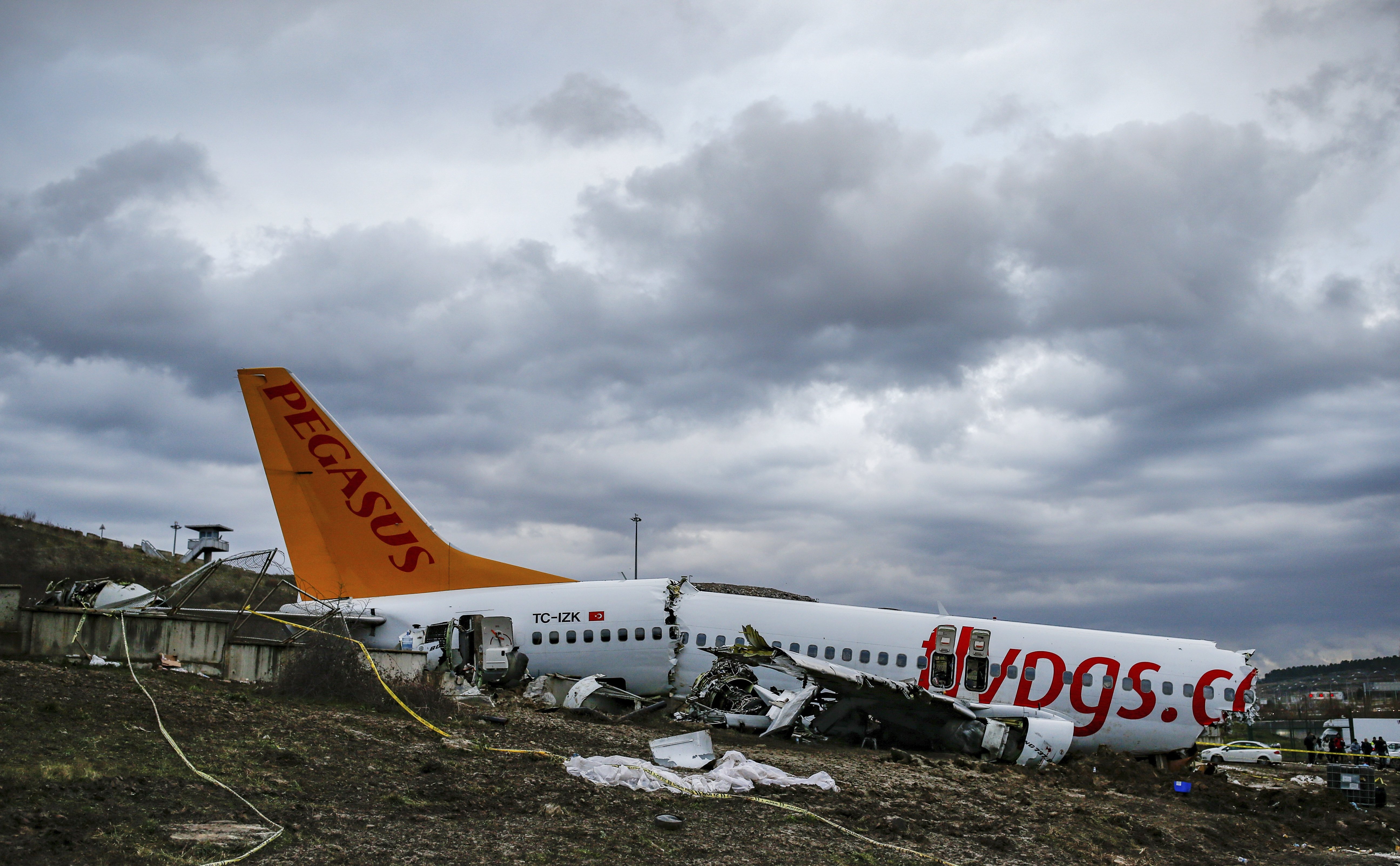 turkey s pegasus airlines accused of covering up technical mishaps daily sabah