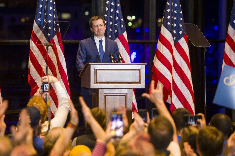 Former South Bend Mayor Pete Buttigieg pauses as he speaks in an announcement of his ending the campaign for president, in South Bend, Ind., March 1, 2020. (AP Photo)