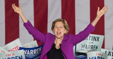 Democratic White House hopeful Massachusetts Senator Elizabeth Warren speaks to her supporters during a campaign rally on the eve of the California Democratic Primary in Monterey Park, east of Los Angeles, C.A., March 2, 2020. (AFP Photo)