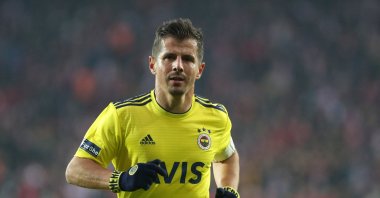 Fenerbahçe's Belözoğlu on the pitch during a match against Sivasspor, Dec. 12, 2019. (AA Photo)