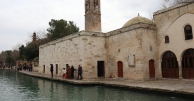 The 800-year-old Döşeme Mosque in the southeastern province of Şanlıurfa was closed for renovation in 2015. (AA)
