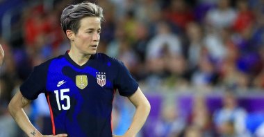 Megan Rapinoe of the U.S. looks on during a match against England in the SheBelieves Cup, March 05, 2020. (AFP Photo)