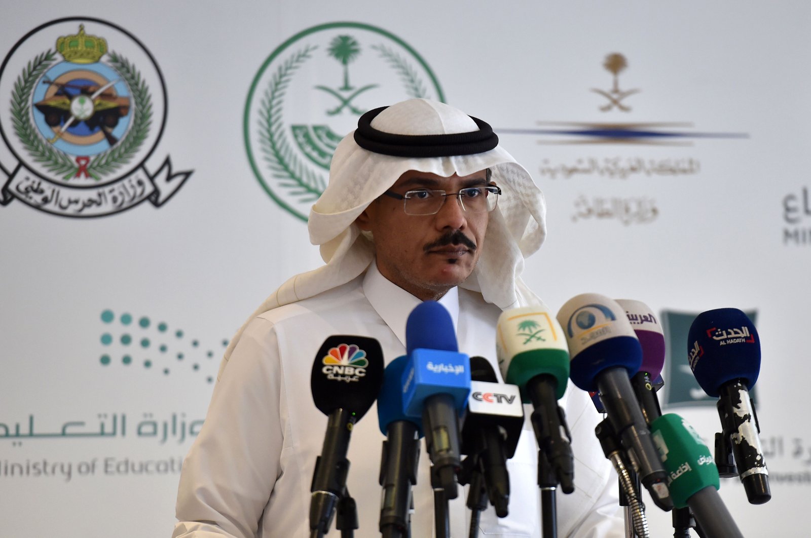 Mohammed Alabed Alali, Saudi Arabia's health minstry spokesman, addresses reporters during a press briefing about COVID-19 coronavirus disease, in the capital Riyadh on March 8, 2020 (AFP Photo)