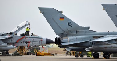 A technician works on a German Tornado jet at an airbase in Incirlik, Turkey, Jan. 21, 2016. (AFP Photo)