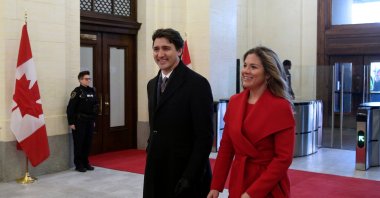 In this file photo, Canadain Prime Minister Justin Trudeau and his wife Sophie Gregorie-Trudeau arrive for the throne speech at the Senate of Canada, Ottawa, Dec. 5, 2019. (AFP Photo)