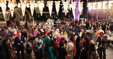 The Indian wedding took place earlier this month in the Belek district of Antalya, where famous Indian singer Sukhbir Singer also took the stage. (DHA Photo)